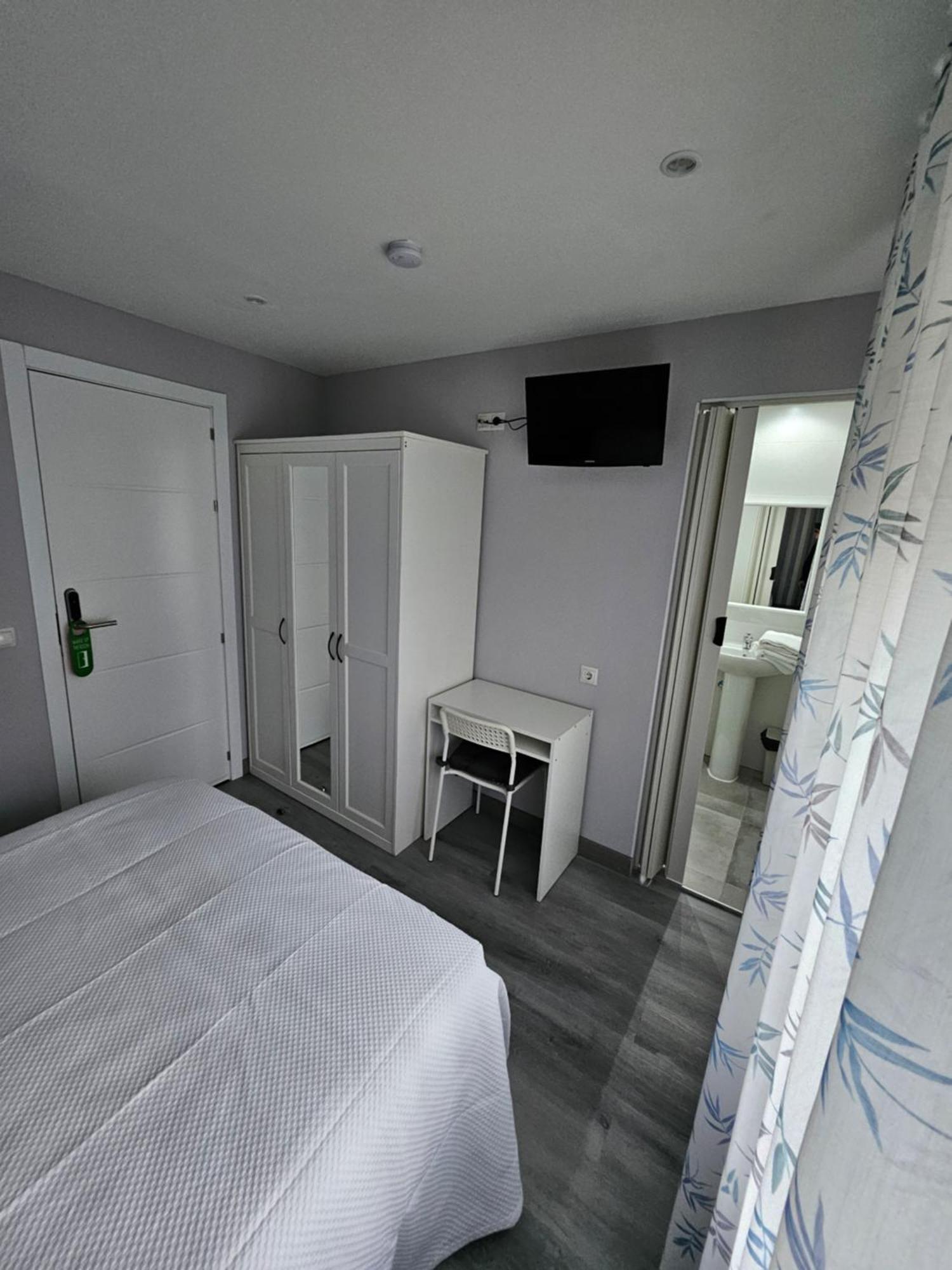 Hostal Foncalada Oviedo Eksteriør billede